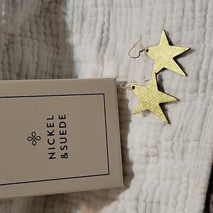 Nickel & Suede star earrings